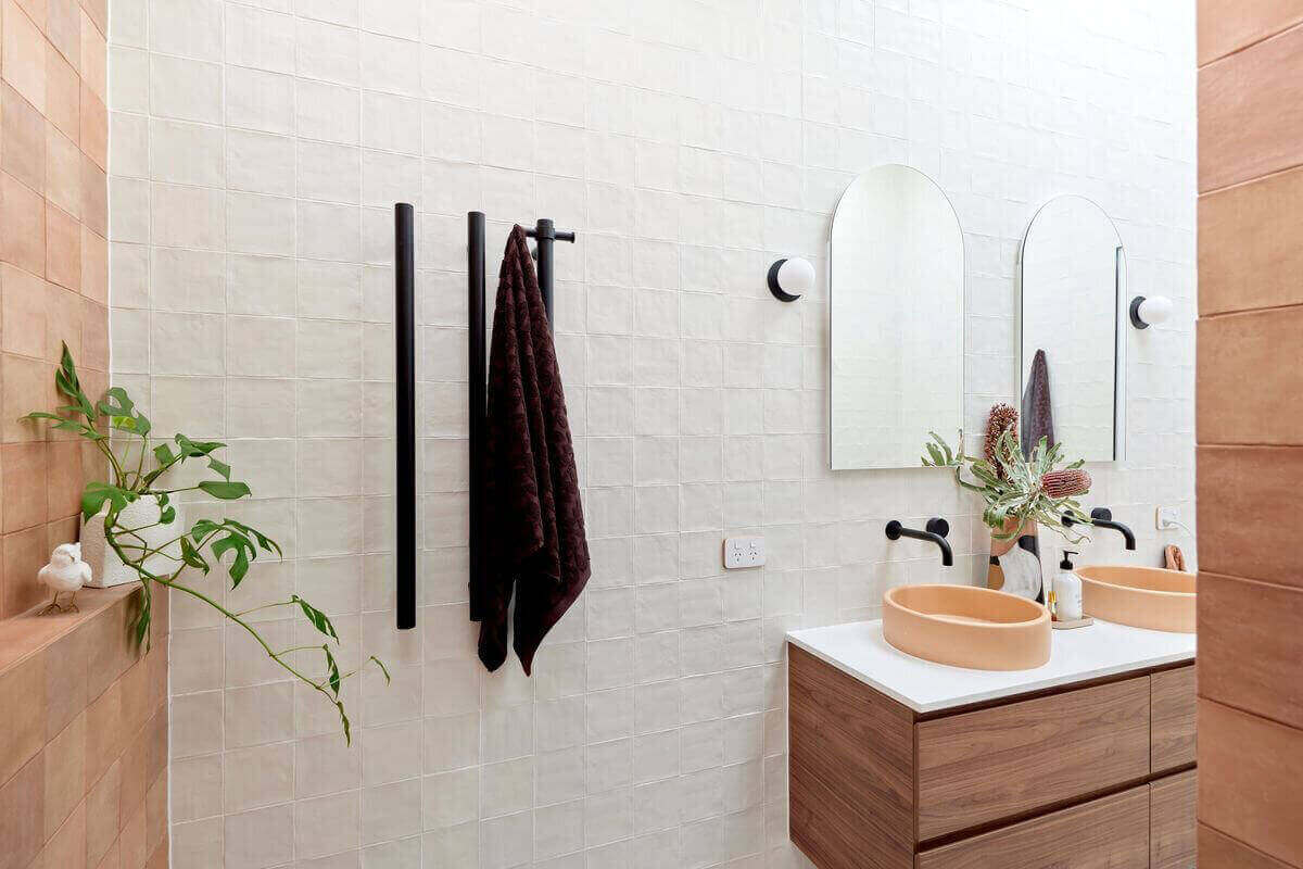 Creating a Designer Look in your Bathroom with Towel Rails